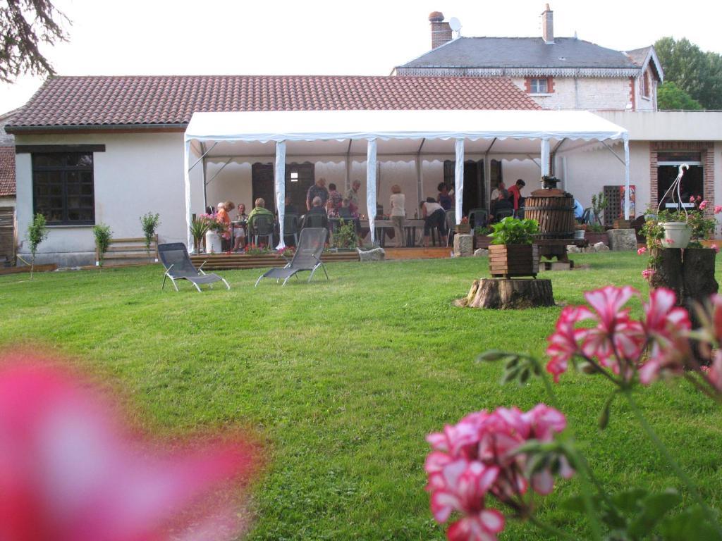 Hotel Restaurant De L'Abbaye Clairvaux エクステリア 写真