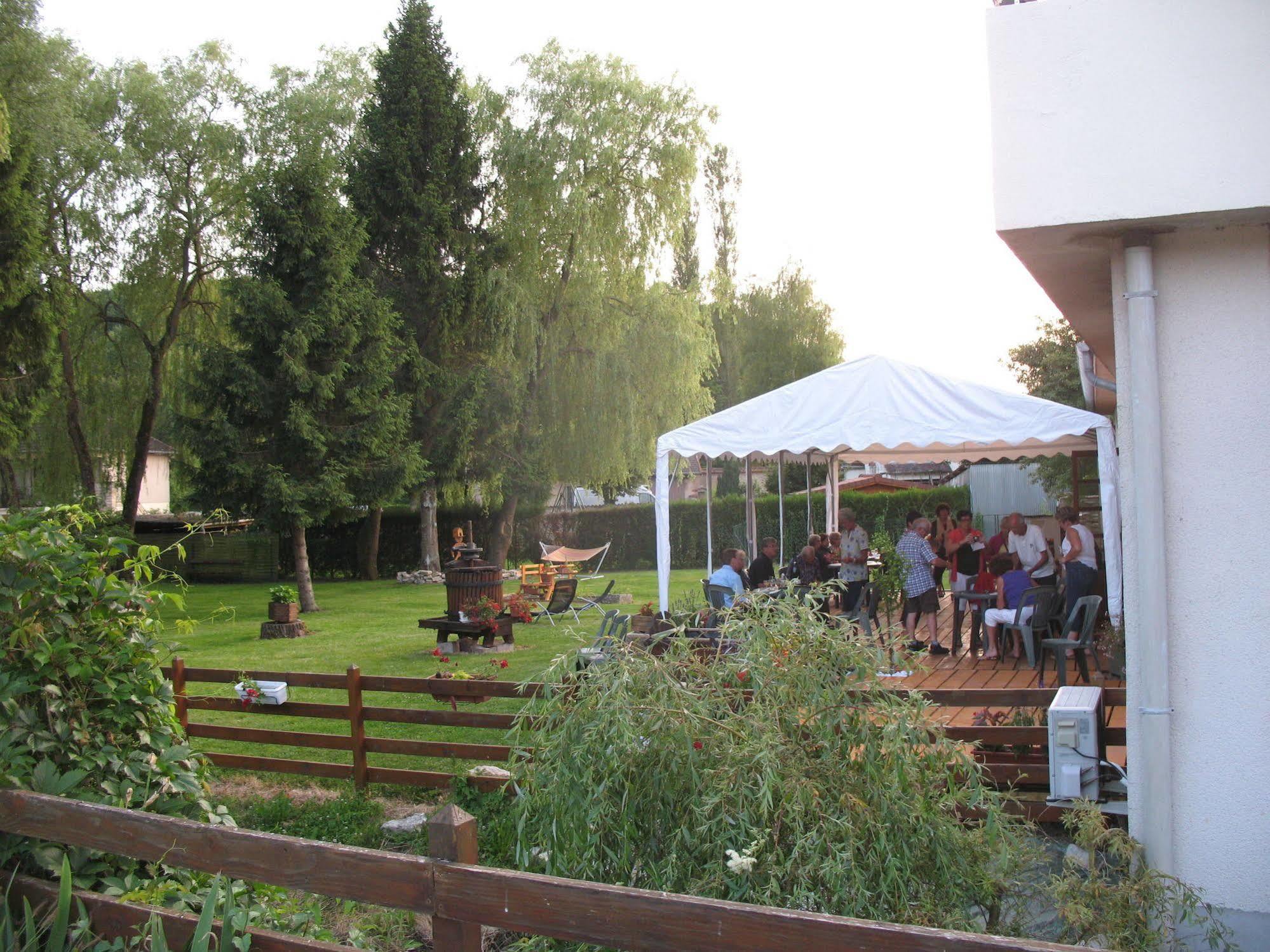 Hotel Restaurant De L'Abbaye Clairvaux エクステリア 写真